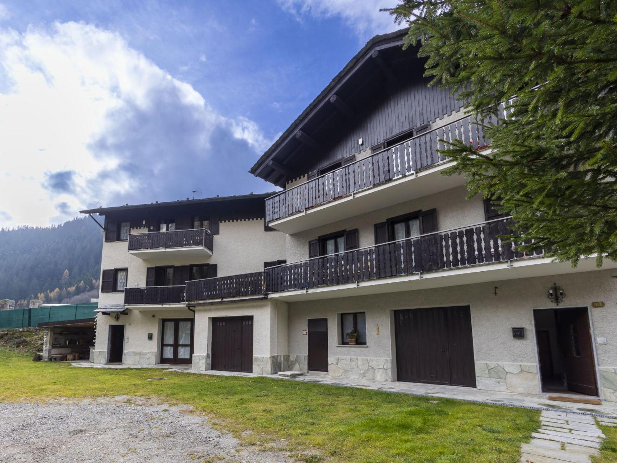 Apartment Isola Di Madesimo Apartments-1 By Interhome エクステリア 写真